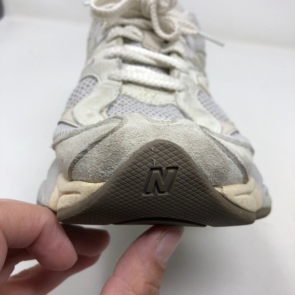 New Balance 9060 Sneakers Men 8 Women 9.5 Unisex Sea Salt Moonbeam Streetwear - Picture 13 of 15